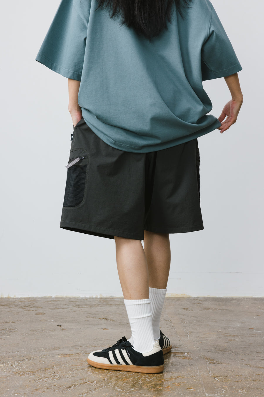 Mesh Pocket Cargo Shorts