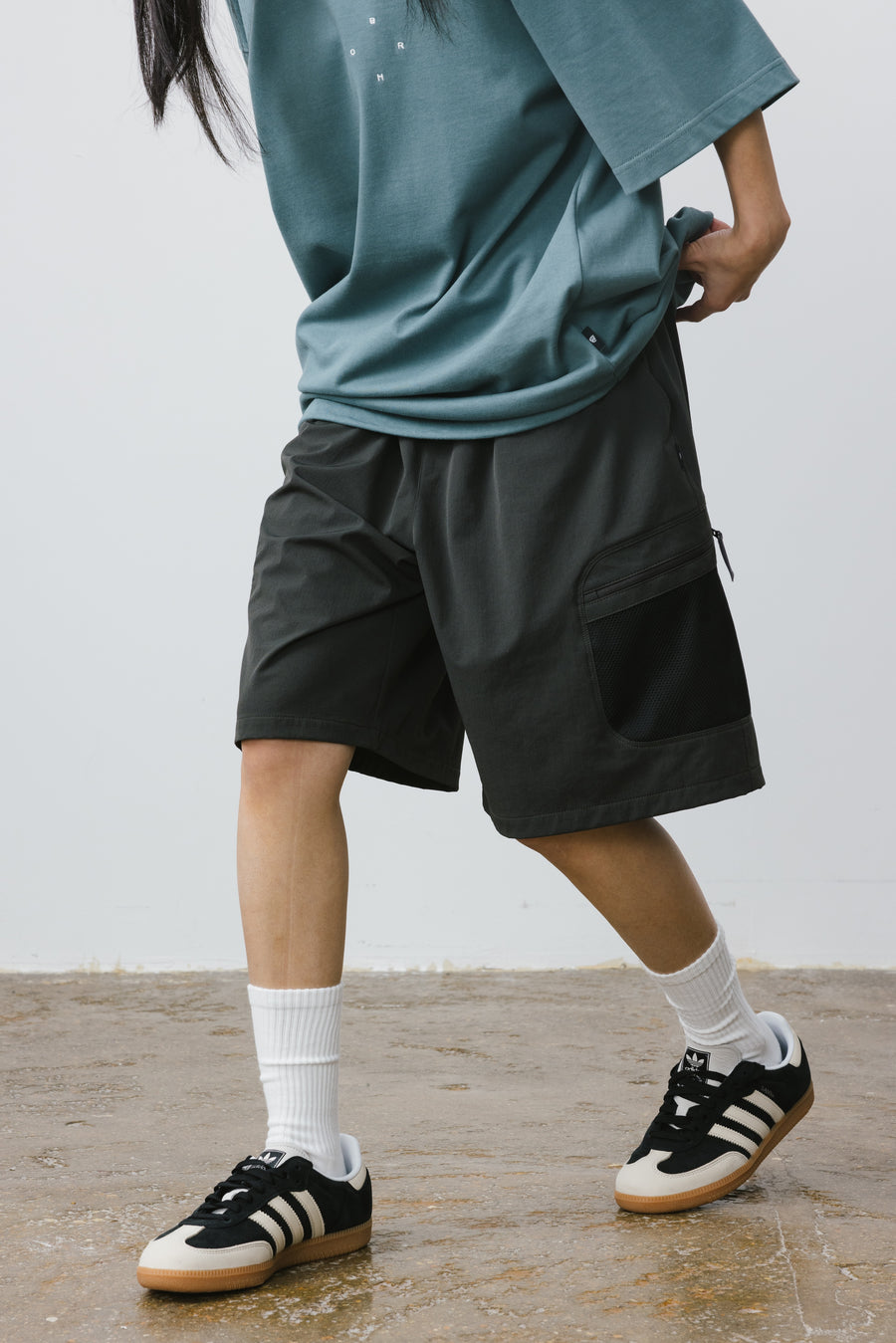 Mesh Pocket Cargo Shorts