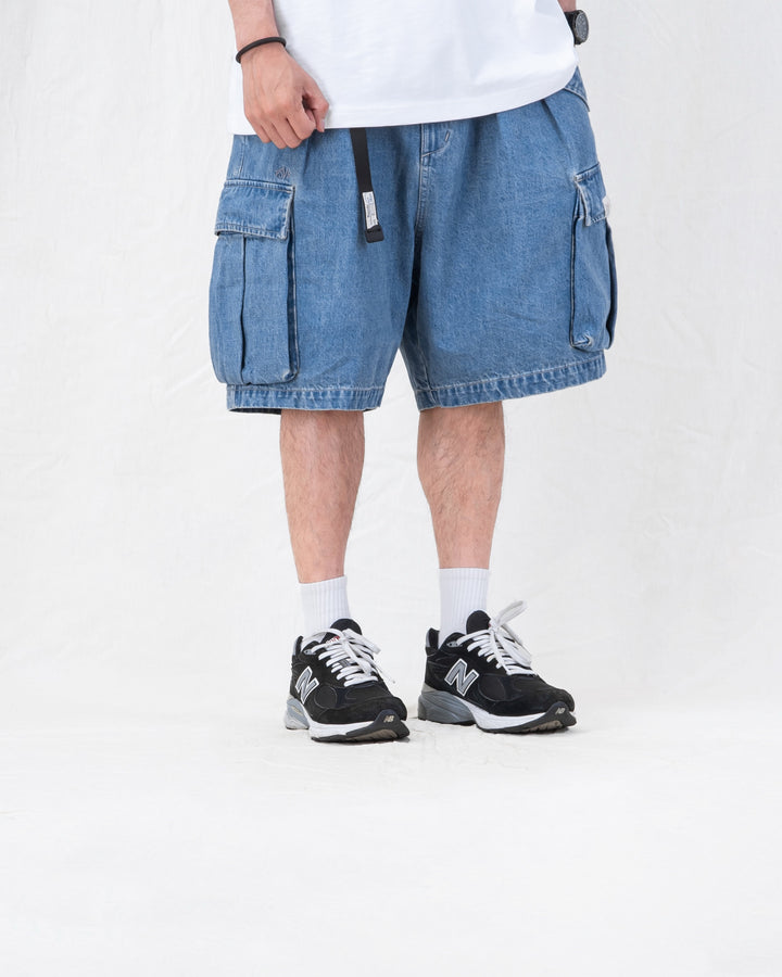 Double Pleat Cargo Shorts