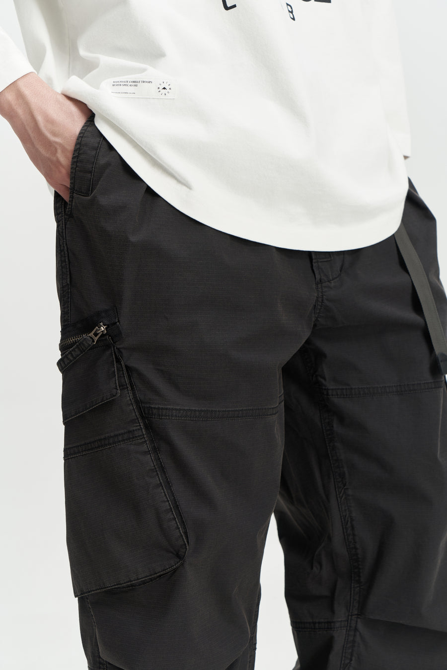 MU012 Washed Cargo Pants