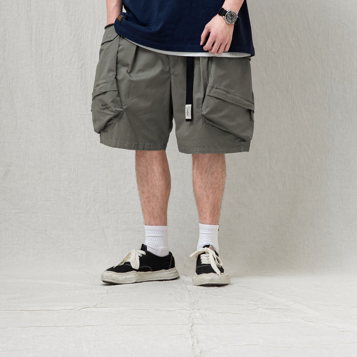 MULTI-POCKET WASHED CARGO SHORTS