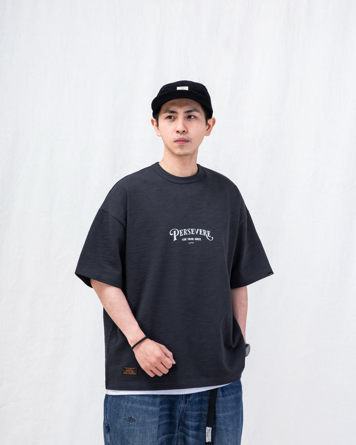 HAND-DRAWN HORSESHOE GRAPHIC T-SHIRT