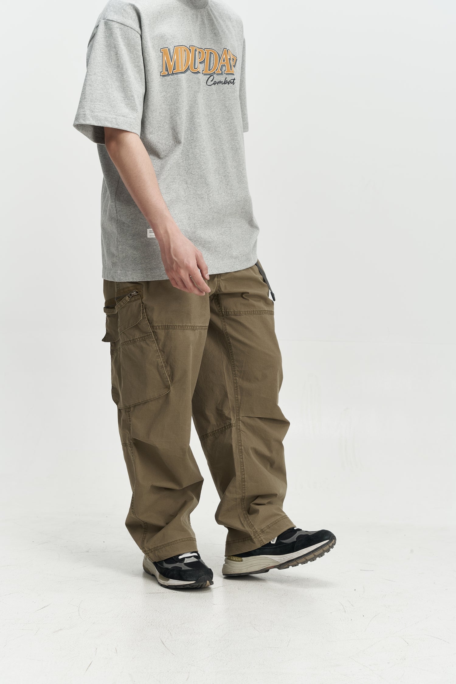 MU012 Washed Cargo Pants